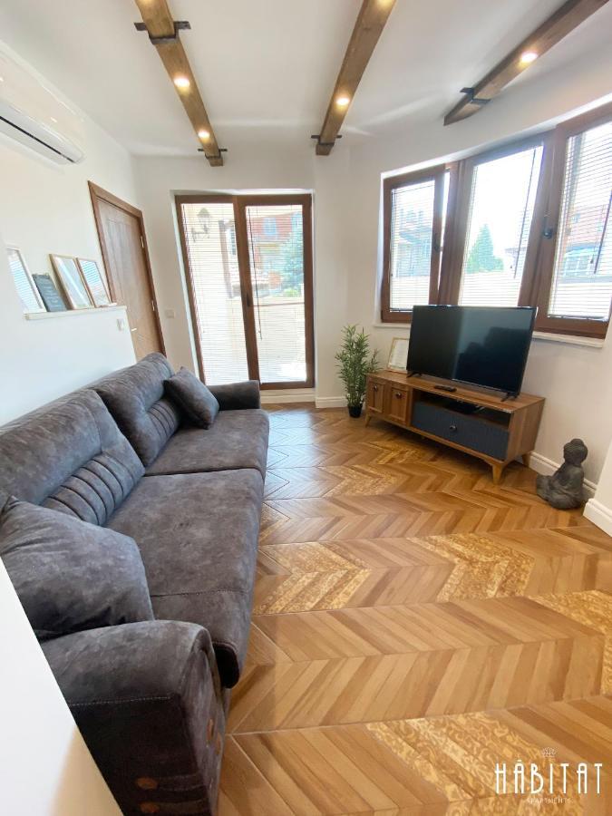 Habitat Central Apartment Русе Экстерьер фото
